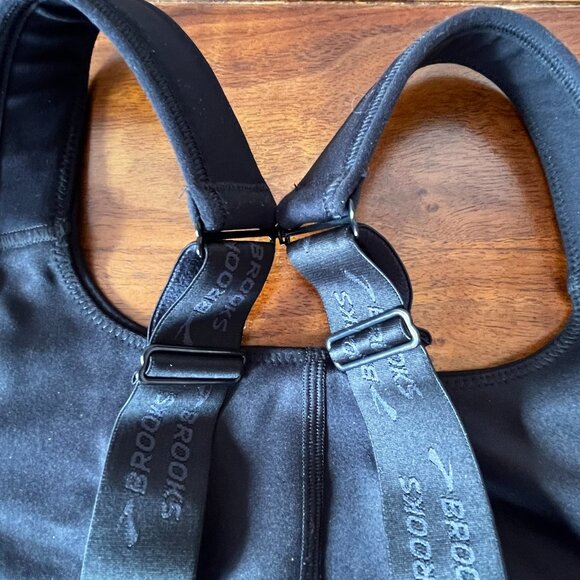 Brooks Convertible 2.0 Sports Bra Size 32B Black Running Athletic High Impact - Picture 4 of 9